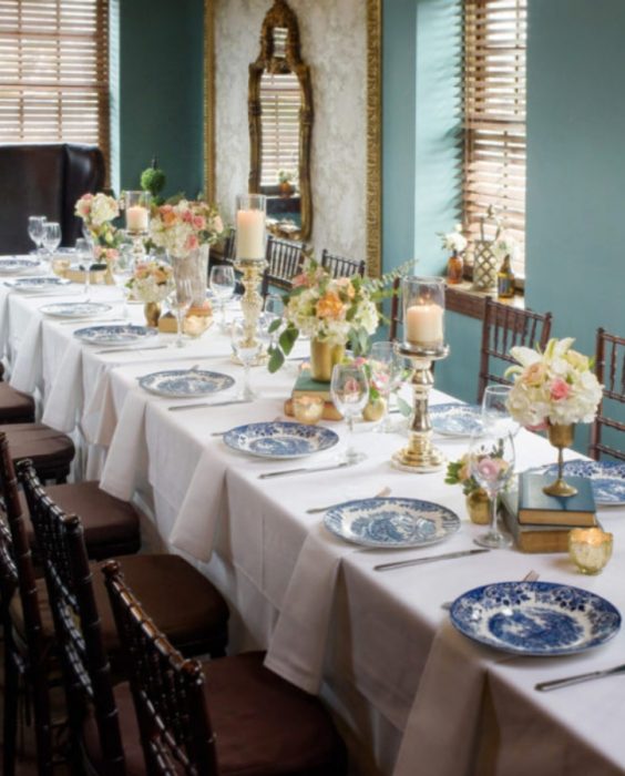 How To Plan a Rehearsal Dinner Featured Image