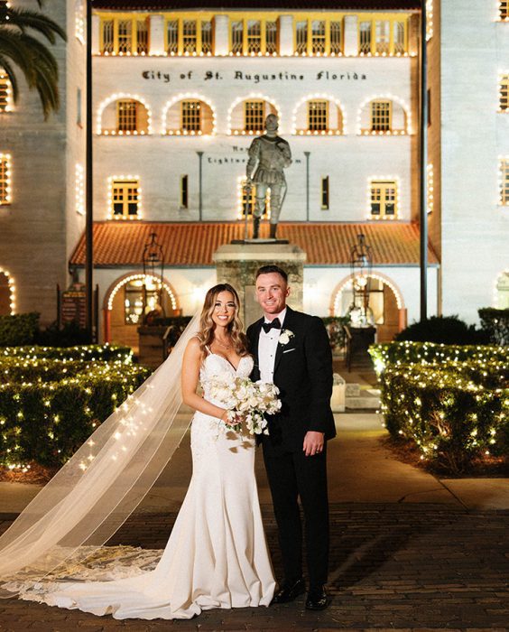 The Best Wedding Photo Spots At The Lightner Museum Featured Image